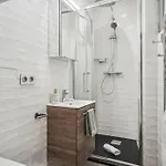 Eiffel & Invalides - Cityapartmentstay Апартаменты Париж