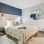 Апартаменты Eiffel & Invalides - Cityapartmentstay