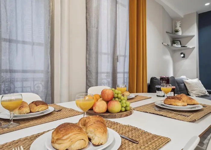 Eiffel & Invalides - Cityapartmentstay * Paris